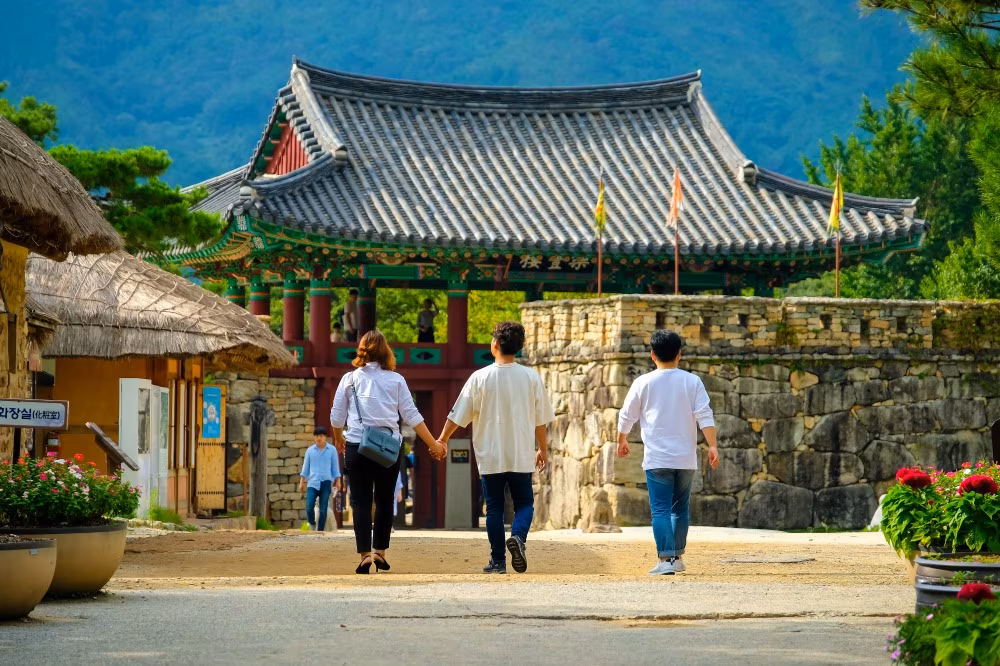 The Great Korean Loop